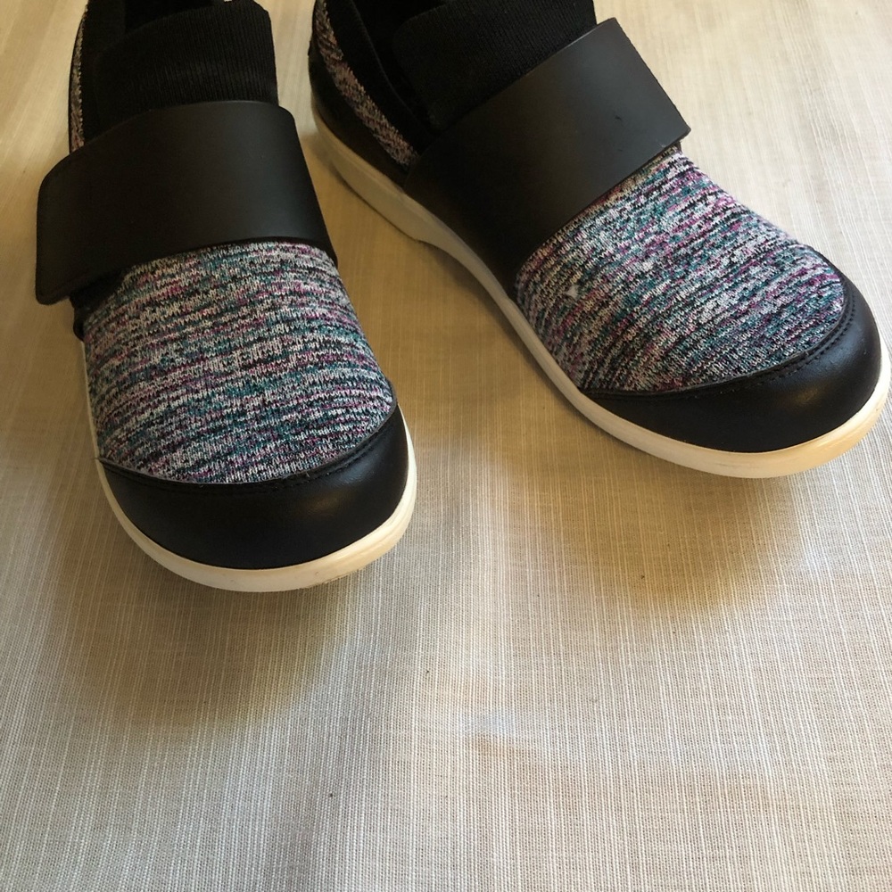 Traq by Algeria shoes size 40 (9.5) 23$